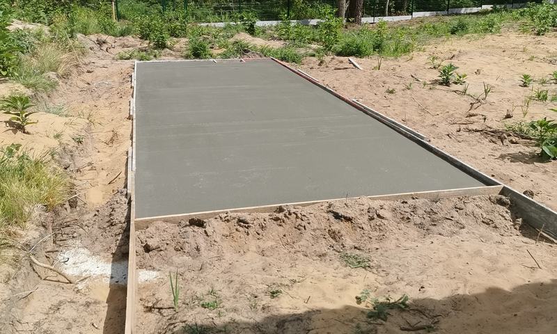 Dalle béton coulée pour pool house